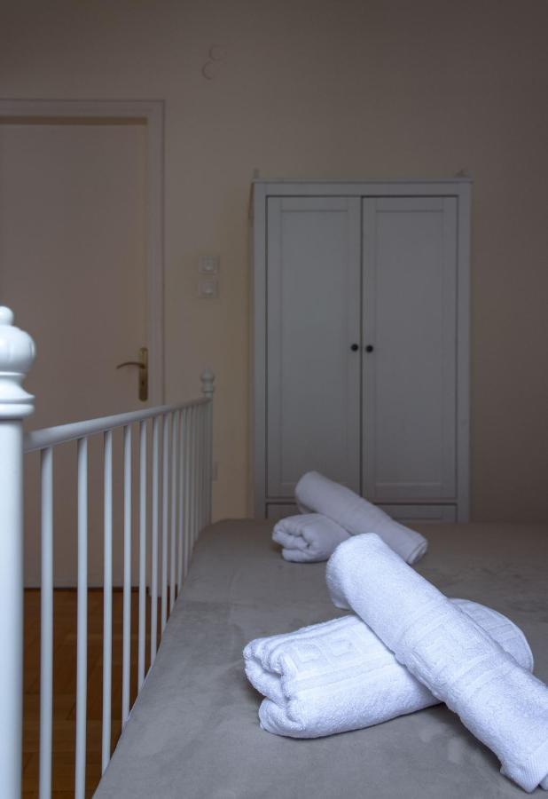 Beautiful 2Bd Apartment Near Historic Center Of Athens Luaran gambar